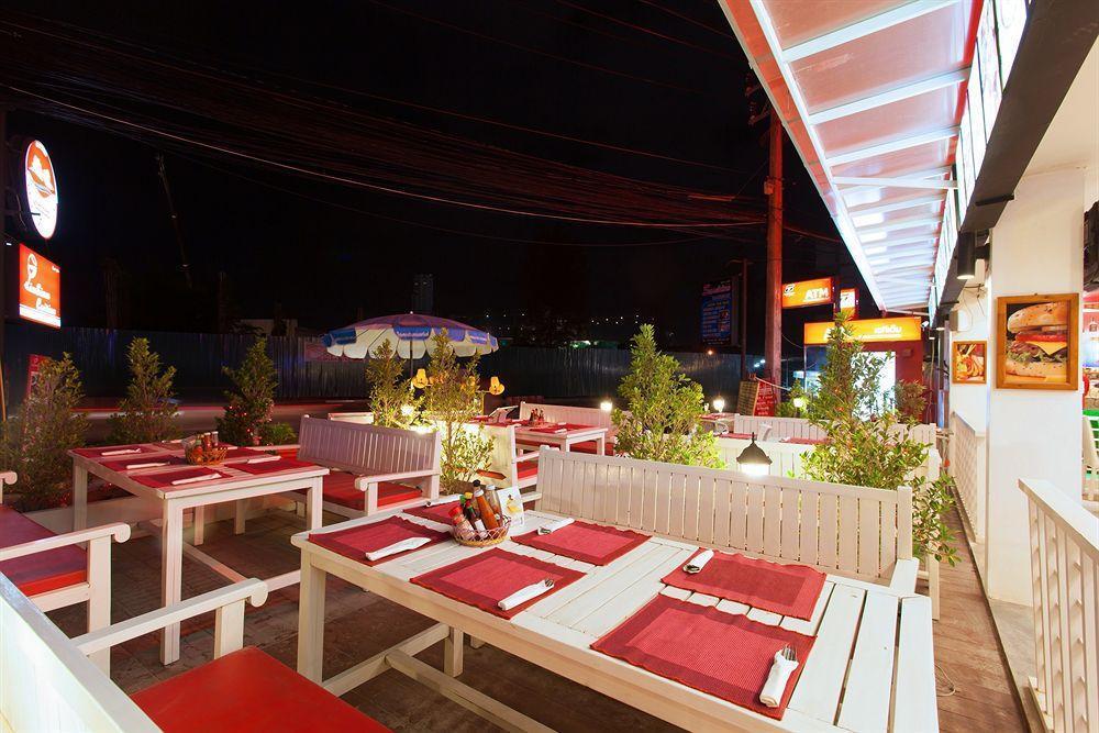 The Yim Siam Hotel Patong Esterno foto